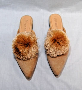 Divanne Damen Slipper Pantoletten Puffbommel rückenfrei spitz zulaufend Halbschuhe T2366 - Bild 1 von 41