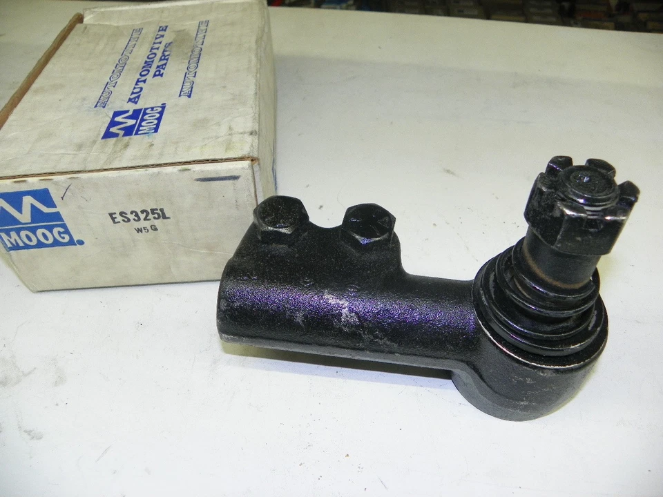 Moog ES325L Tie Rod End Left for GMC Chevy International Kenworth Heavy Truck - Image 1 of 4