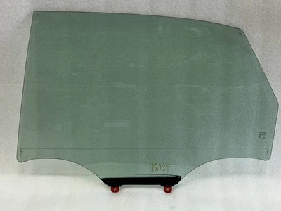 Toyota Avalon 2004 lado izquierdo del conductor puerta trasera ventana de vidrio Foto 1 de 4