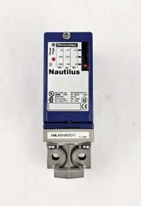 Interruptor de presión Telemecanique XMLA010A2S11 - Imagen 1 de 6