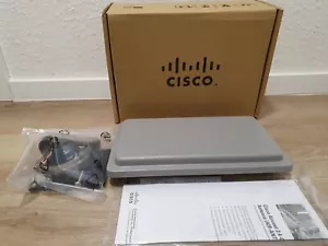 Cisco AIR-ANT2588P3M-N 2.4GHz 5GHz 8dBi Dual Band Antenne 3 Port Netzwerk NEU - Bild 1 von 10