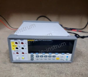 Fluke 8845A Digital Multimeter 6,5-stelliges Präzisionsmultimeter / gebraucht / - Bild 1 von 4