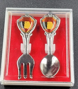 Vintage Georgia Souvenir Fork & Spoon Set – Heraldic Shield in Case - Picture 1 of 7