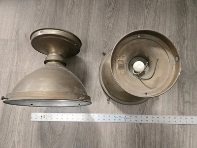 Lámpara de techo antigua vintage Art Deco montaje semi empotrado Foto 1 de 4