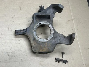 80-86 Ford F-150 - DRIVER Dana 44 IFS Front - Steering Knuckle LH 620855 P L - Picture 1 of 16