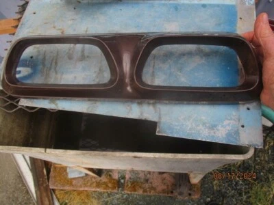 1971-1977 Mercury Comet левый задний фонарь со стороны водителя внешний б/у ободок корпус - Изображение 1 из 4
