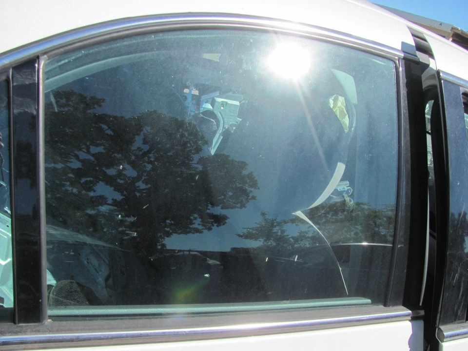 LINCOLN LS 2000 2001 2002 PUERTA TRASERA DERECHA CRISTAL Foto 1 de 1