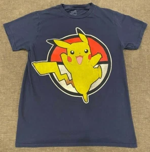 POKEMON LOT - 4 T-SHIRTS - HERREN M L 2XL & KINDER S Nintendo Gamer Retro Vintage Herren - Bild 1 von 12
