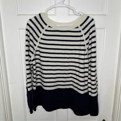 Vince Women's Striped Sweater Size M Wool Cashmere White Navy Preppy Coastal - Image 1 of 4