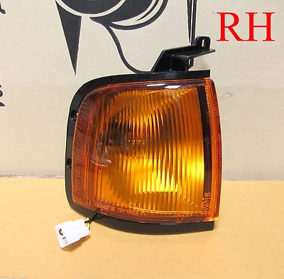 For 1999-2002 Ford Courier Pe Right Hand Corner Indicator Light Lamp light Right - Image 1 of 4