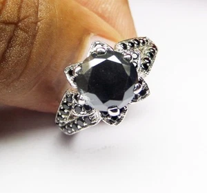AAA 4.01 ct opaque black moissanite & black accent 925 silver engagement ring NR - Bild 1 von 6