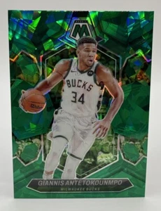 2023-24 Mosaik | Giannis Antetokounmpo | Nr. 77 | Green Cracked Ice | SSP 🦌 - Bild 1 von 2