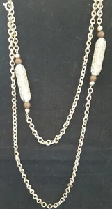 De colección. Collar Sarah Coventry Tono Dorado 2 Cuentas de Marfil Imitado Cadena 36 - Imagen 1 de 3