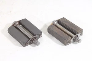 alte Fahrrad Pedale Pedal Set Paar links rechts Vintage Blockpedale - Picture 1 of 15
