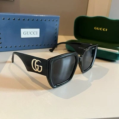 Gucci Outdoor Retro Black Rectangular Frame Sunglasses 1815/55-21-146mm - Image 1 of 4