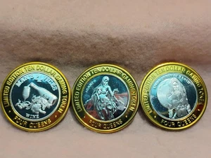 4 QUEENS HOTEL CASINO ~ $10 LIMITED EDITION GAMING TOKEN LOT ~ BU ~ 3 PCS. - Picture 1 of 2