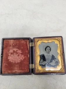 ambrotype nineth plate sharp beautiful woman Civil War Era W/case Photo - Picture 1 of 12