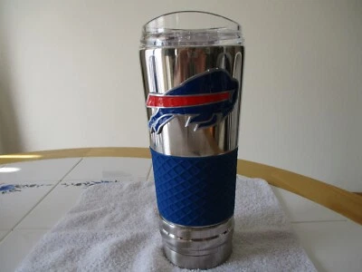 Vaso de bebidas con aislamiento al vacío Buffalo Bills cromado 24 oz Foto 1 de 2
