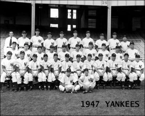 1947 Yankees Photo 8X10 - Dimaggio Berra Rizzuto New York  Buy Any 2 Get 1 FREE - Picture 1 of 2