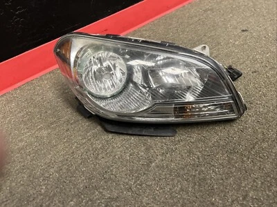 2008 - 2012 Chevrolet Malibu Right Headlight Assembly - Image 1 of 4