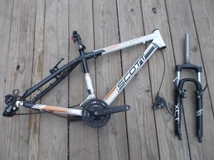 Scott Aspect Mountain Bike Aluminum Frame {Fork needs fixed) - Picture 1 of 12