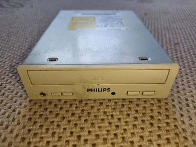 Philips PC24 24x IDE CD-ROM Drive (PCA242CD/M2) - Vintage - January 1998 - Image 1 of 4