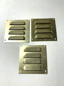 3-Pack Cabinet Vent Squares 2 3/4" x 2 3/4" Brass finish new old stock - Bild 1 von 2