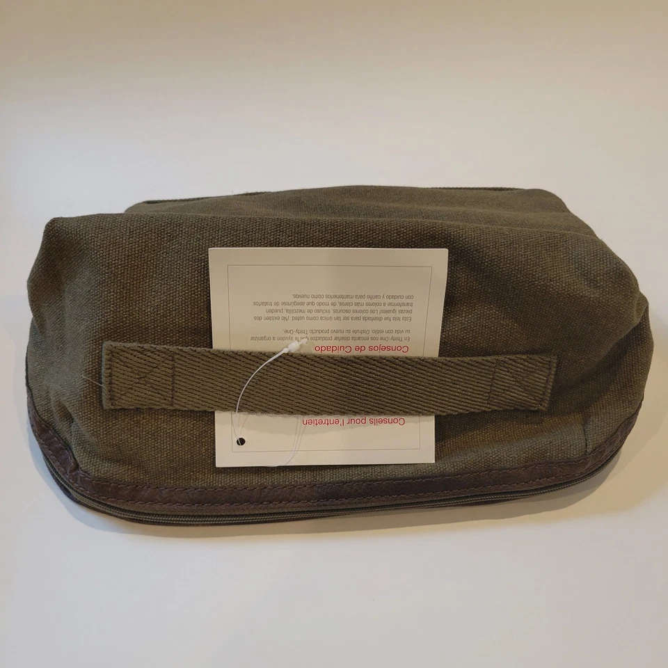 NWT Thirty-One Travel Case Expanding AJ26 Vintage Olive Canvas Bag Zip 31 - Image 1 of 4