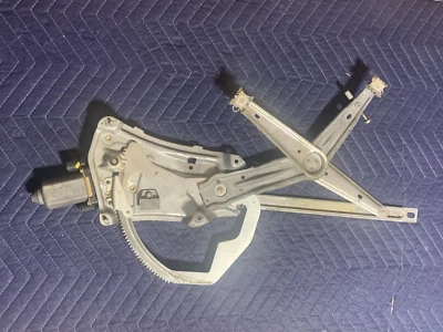 BMW Z3 Roadster regulador de janela de passageiro direito com motor 1996-2002 fabricante de equipamento original - Imagem 1 de 4