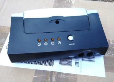 Belkin OmniView E series [F1DB104P] 4 Port KVM switch - Bild 1 von 3