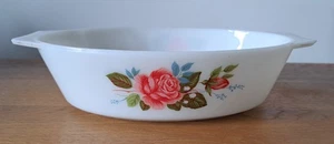 Vintage JAJ Pyrex England Cottage Rose Oval Shaped Oven Dish - Picture 1 of 4