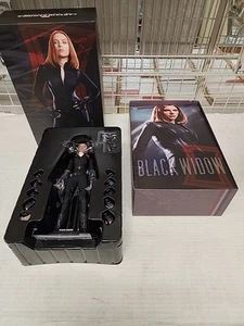 Hot Toys MMS239 Captain America Winter Soldier Black Widow 1:6 Scale New - Picture 1 of 9
