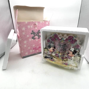 Caja de marco de fotos de boda vintage de Mickey y Minnie de la tienda Disney 1998 coleccionable - Imagen 1 de 4