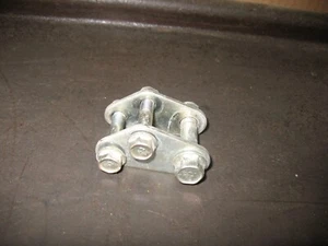 2007 KLX300R UPPER ENGINE MOUNTS PLATES STAYS KAWASAKI KLX 250 300 32029-1887 - Picture 1 of 2