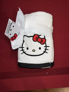 Sanrio Hello Kitty 2 Pack White With Embroidered Face Hand Towels NWT 2024 - Picture 1 of 1
