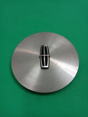 1988-1997 Lincoln CONTINENTAL Wheel Hub Center Cap E80C-1A096-AA OEM GENUINE - Image 1 of 4