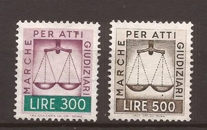 REPUBBLICA MARCA DA BOLLO PER ATTI GIUDIZIARI L. 300 + 500 MNH** FIL STELLE - Picture 1 of 1