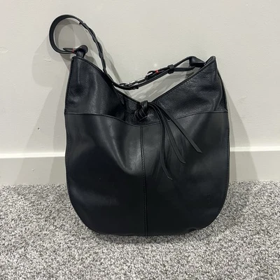 Bolso de Hombro Hobo Ellen Degeneres Negro Cuero Genuino Cierre Magnético a Presión Foto 1 de 4