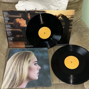 LOT 2 VINYL LP ALBUM ADELE 30 180G LYRICS VG++ 2021 POP Record - Picture 1 of 7