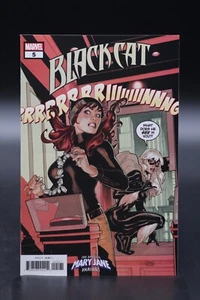 Black Cat (2019) #5 Terry Dodson Mary Jane Variant Cover Travel Foreman Art NM - Bild 1 von 3
