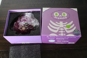 Hot Topic Purple Glow Skeleton Chomp Yeti New 5" Vinyl Boxed - Picture 1 of 4