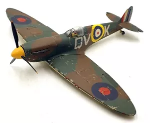 Corgi 1/32 Scale AA33902 Supermarine Spitfire MK1 P9386 QV-K SQN Battle Scarred - Picture 1 of 6