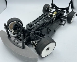 For parts Cyclone  Hot Bodies chassis only - Picture 1 of 17