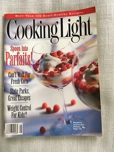 PRISTINE “COOKING LIGHT” MAY/JUNE 1993 CONTENTS PHOTO-“PARFAITS!” - Bild 1 von 3
