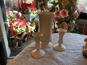 Lenox Ivory 9.5" Vase Embossed Autumn Leaf with 24k Gold Trim + 2 Candle Holders - Picture 1 of 8
