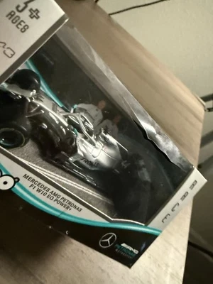 BBURAGO 2019 MERCEDES AMG F1 W10 EQ #77 Bottas 1:43 FORMULA 1 USA Stock - Image 1 of 4