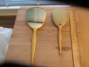 Vintage Matson Blumen/Vogel Handspiegel & Haarbürste Waschtisch Set Gold/Messing 2 Stck. - Bild 1 von 9