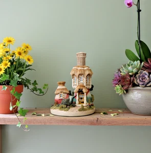 Shoemaker’s Dream: “Clown Shoe” (1991) – 5.5” of Whimsy, 3.5” Chaos Jon Herbet - Imagen 1 de 6