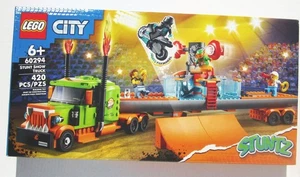 Lego City Stunt Show Truck 60294 Set 420 Pieces NEW 2021 USA Medium Sized - Picture 1 of 4