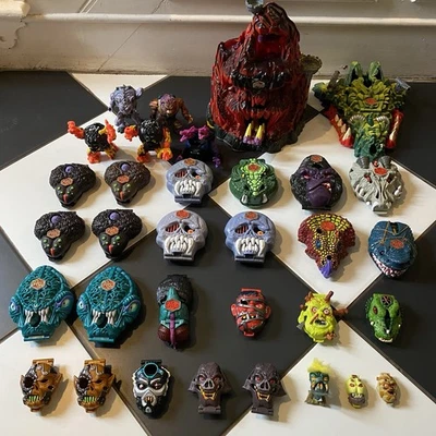 Lotto Lavoro Bundle Mighty Max Conchiglie Vuote Playset Bluebird Giocattolo Anni 90 Doom Zones Testa - Immagine 1 di 4